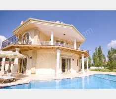 Izmir ceşme de ultra lüks havuzlu kiralık villa